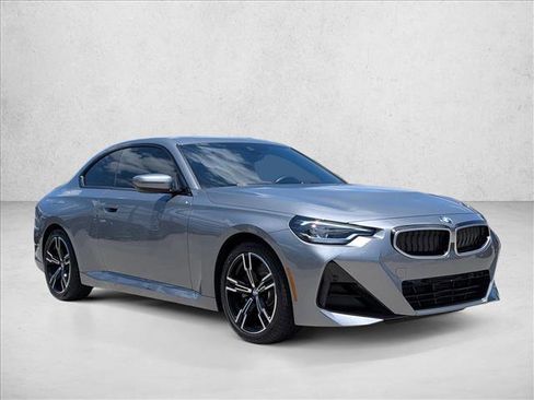 Certified 2025 BMW 230i xDrive Coupe w/ M Sport Package AWD/4WD image 3