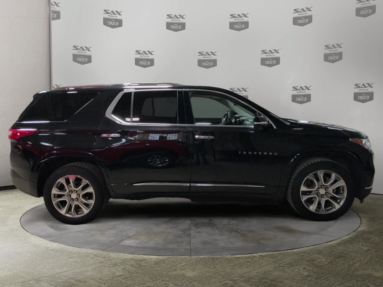 Used 2019 Chevrolet Traverse Premier AWD/4WD image 6