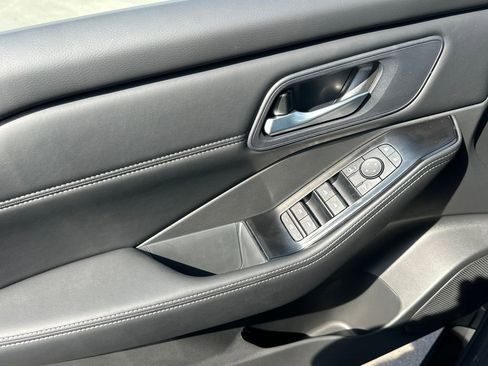 New 2026 Nissan Rogue SV image 10