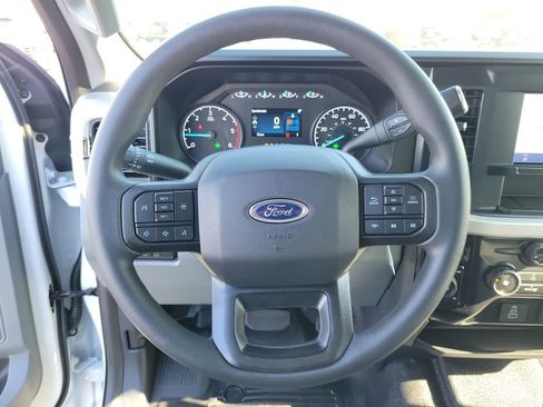 New 2025 Ford F450 XL w/ XL Chrome Package image 21