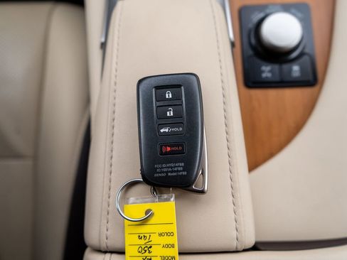 Used 2016 Lexus RX 350 AWD w/ Premium Package image 34