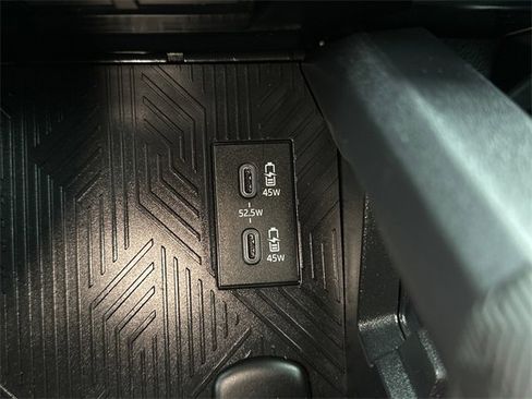 Certified 2025 Toyota Tacoma SR5 image 29