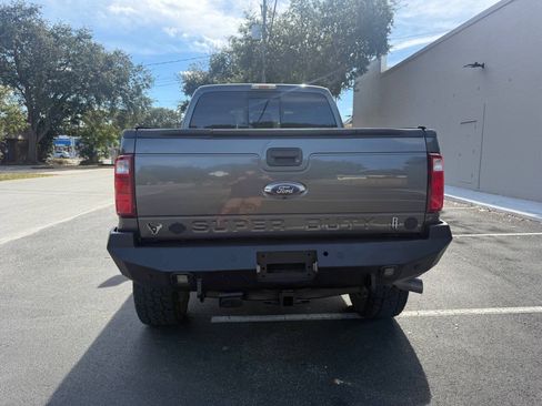 Used 2016 Ford F250 Lariat w/ Lariat Ultimate Package AWD/4WD image 16