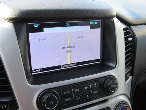 Used 2018 GMC Yukon SLT w/ Open Road Package image 25