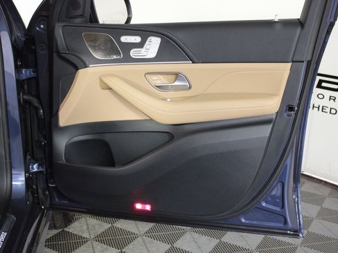 Certified 2026 Mercedes-Benz GLE 450 4MATIC image 32