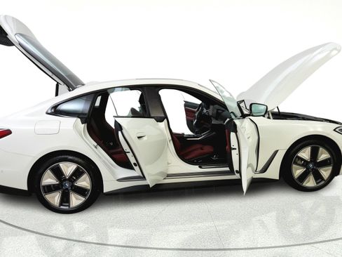 Used 2023 BMW i4 eDrive35 RWD image 15