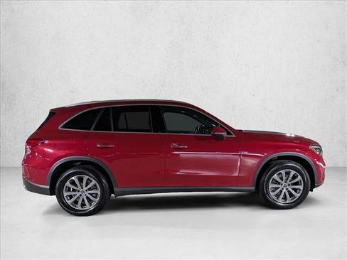 Certified 2025 Mercedes-Benz GLC 300 image 7