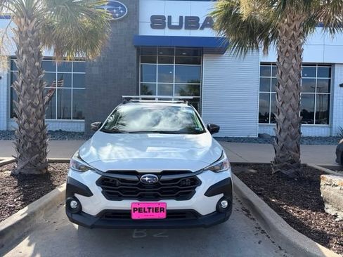 Used 2024 Subaru Crosstrek 2.0i Premium AWD/4WD image 2