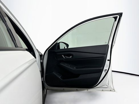 Used 2023 Honda Accord Sport image 31