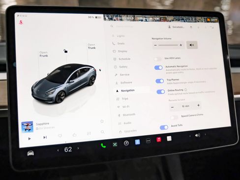 Used 2023 Tesla Model 3 Standard Range image 31