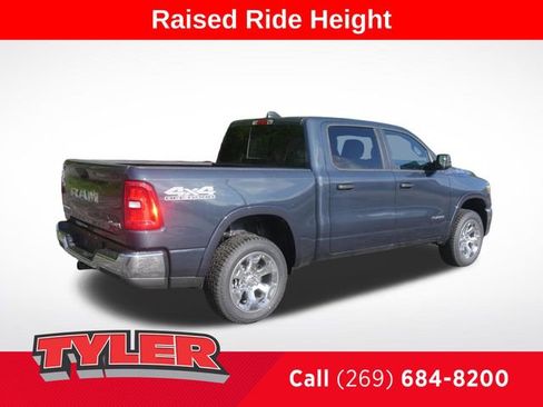 New 2026 RAM 1500 Big Horn AWD/4WD image 8