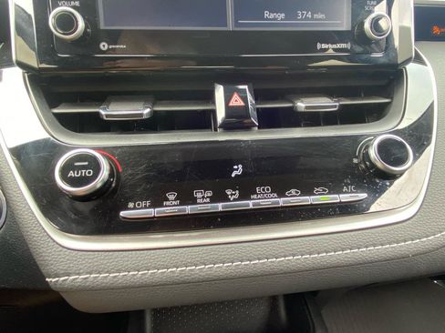 Used 2022 Toyota Corolla SE FWD image 64