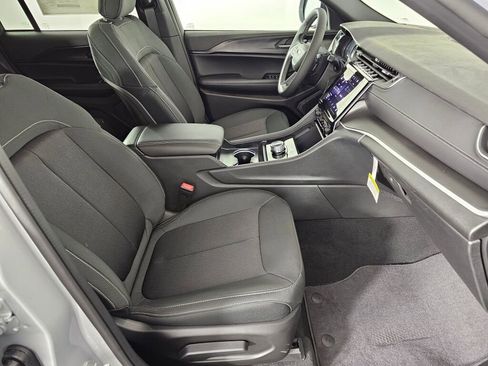 New 2025 Jeep Grand Cherokee Laredo X image 26