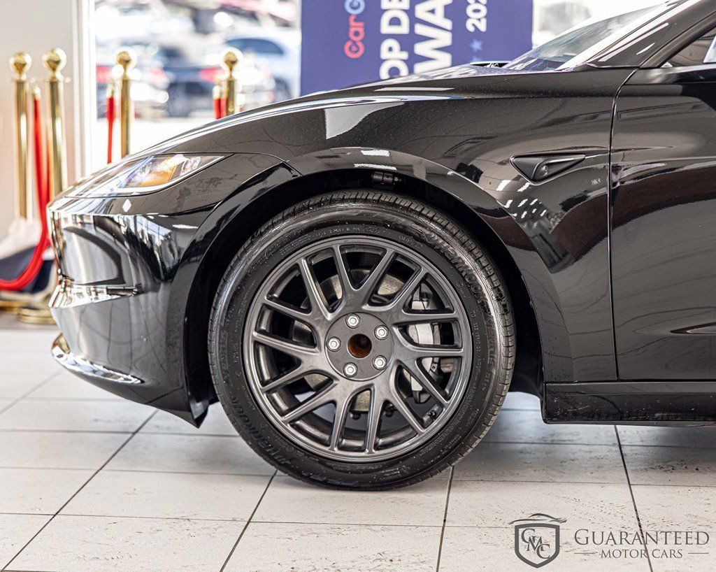 Used 2025 Tesla Model 3 Long Range RWD image 8