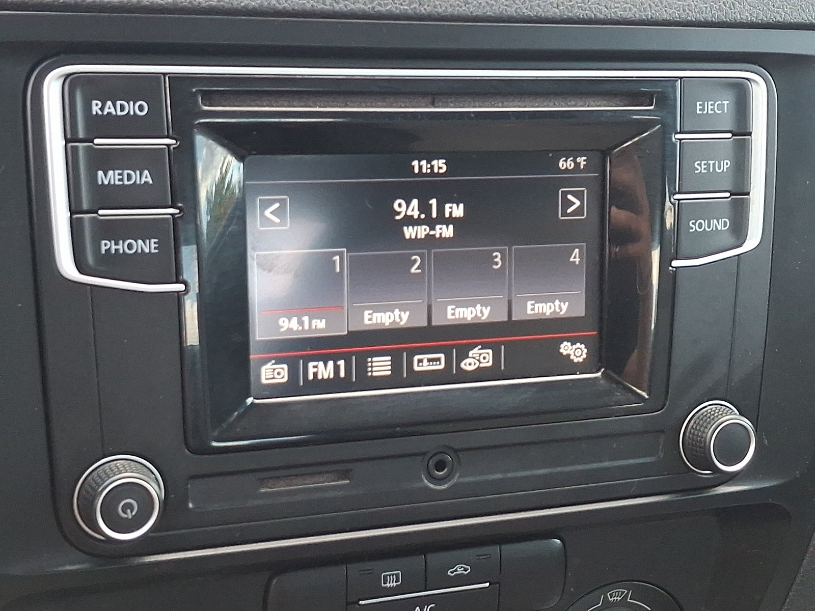 Used 2018 Volkswagen Jetta S FWD image 16
