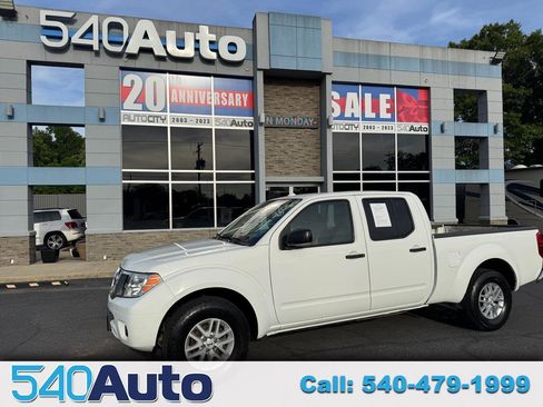 Used 2016 Nissan Frontier SV AWD/4WD image 1