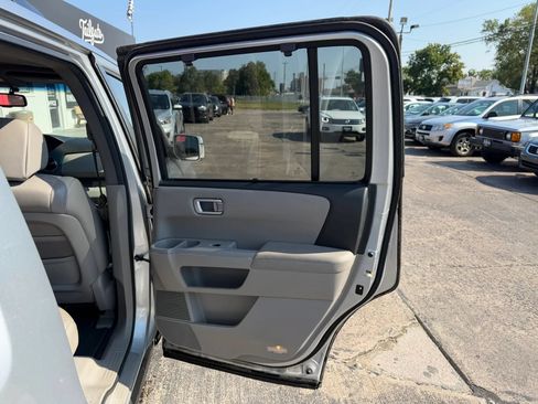 Used 2011 Honda Pilot Touring image 15