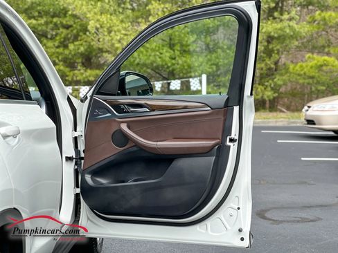 Used 2019 BMW X3 xDrive30i w/ Premium Package image 34