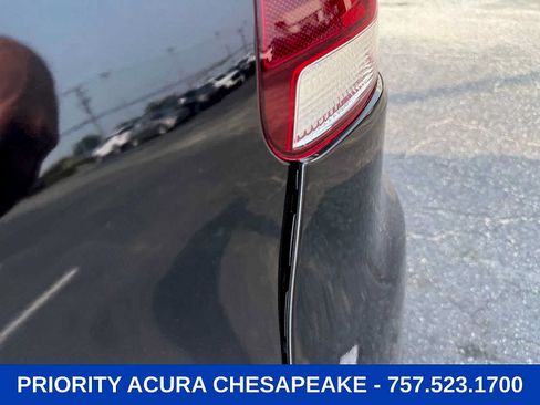 Used 2012 Volkswagen GTI 4-Door FWD image 19