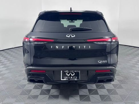 Certified 2025 INFINITI QX60 Luxe FWD image 6