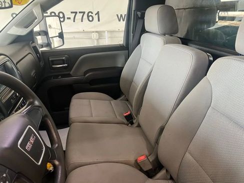 Used 2018 GMC Sierra 3500 4x4 Regular Cab w/ Sierra Convenience Package image 19