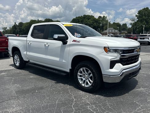 Used 2026 Chevrolet Silverado 1500 LT AWD/4WD image 2