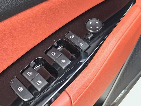 Certified 2024 Kia Sportage SX image 17