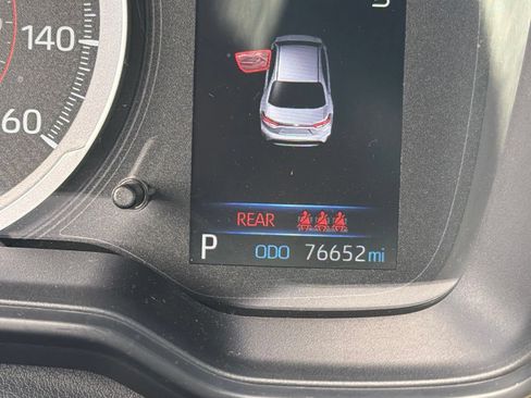 Used 2020 Toyota Corolla SE FWD image 10