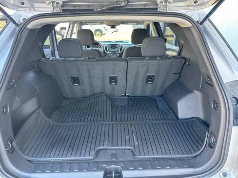 Used 2021 Chevrolet Equinox LT FWD image 12
