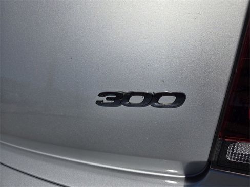 Used 2022 Chrysler 300 Touring L w/ Popular Equipment Group image 13