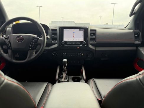 Used 2023 Nissan Frontier PRO-4X w/ Pro-4X Premium Package image 27