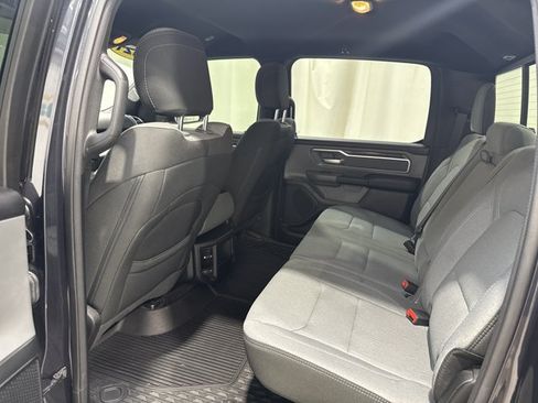Used 2021 RAM 1500 Big Horn AWD/4WD image 14