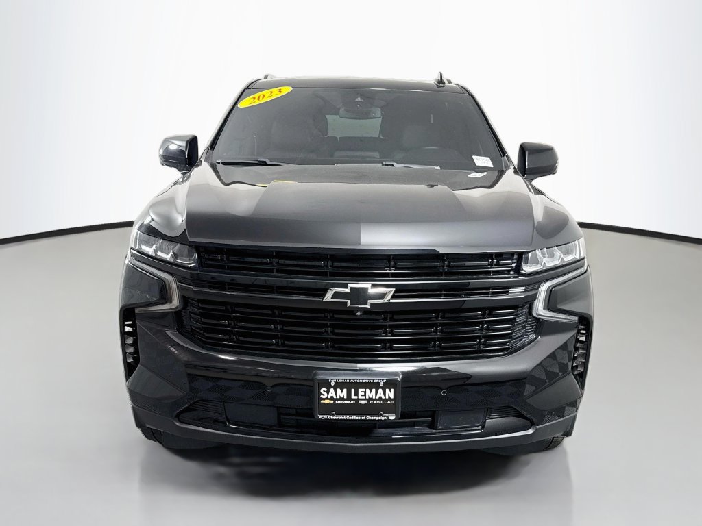 Used 2023 Chevrolet Suburban RST w/ Sport Performance Package AWD/4WD image 2