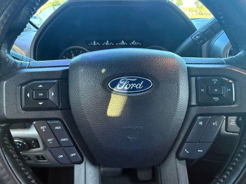 Used 2018 Ford F150 XLT w/ Equipment Group 302A Luxury AWD/4WD image 21