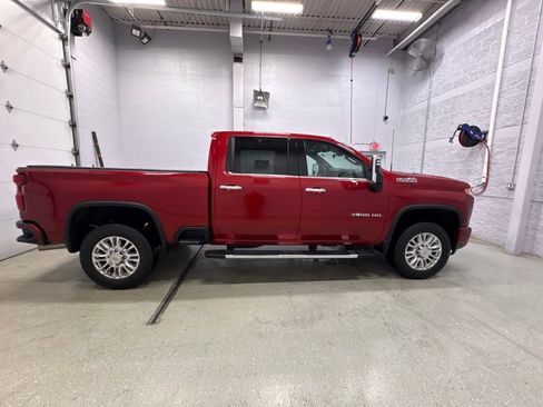 Used 2022 Chevrolet Silverado 3500 High Country w/ Z71 Off-Road Package AWD/4WD image 3