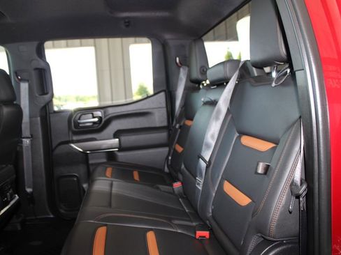 Used 2021 GMC Sierra 1500 AT4 w/ Off-Road Performance Package AWD/4WD image 26
