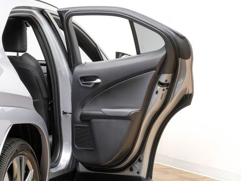 Used 2025 Lexus UX 300h FWD image 43