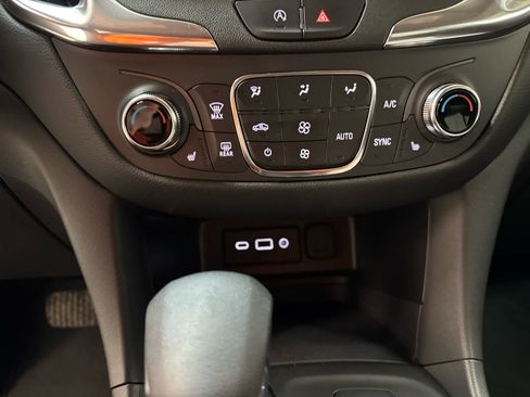 Certified 2022 Chevrolet Equinox LT image 20