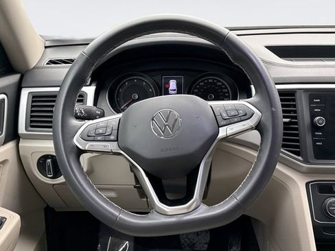 Used 2021 Volkswagen Atlas SE image 12