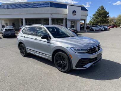 Certified 2022 Volkswagen Tiguan SE R-Line
