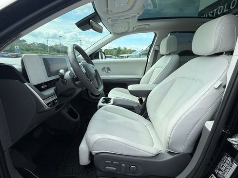 Used 2023 Hyundai Ioniq 5 Limited image 11