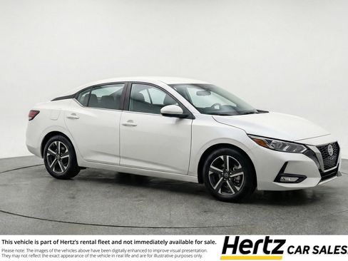 Used 2025 Nissan Sentra SV image 1