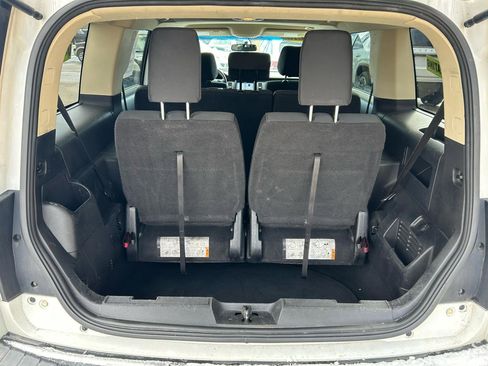 Used 2016 Ford Flex SEL image 18