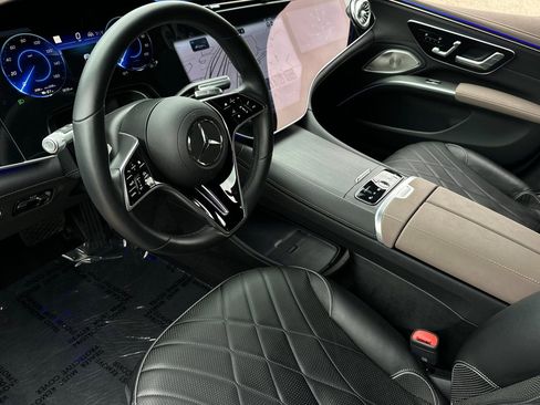 Certified 2023 Mercedes-Benz EQS 580 4MATIC Sedan image 6