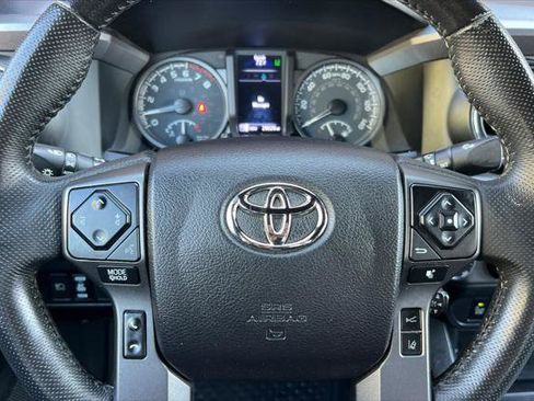 Certified 2021 Toyota Tacoma TRD Off-Road w/ Technology Package AWD/4WD image 23