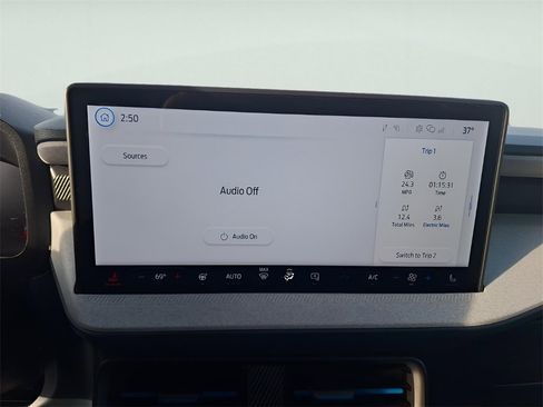 New 2026 Ford Maverick XLT w/ Equipment Group 301A image 16