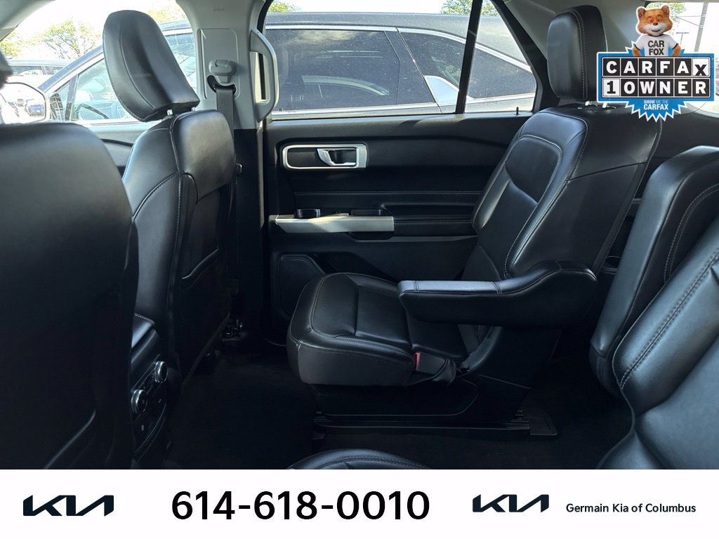 Used 2022 Ford Explorer XLT w/ Equipment Group 202A AWD/4WD image 9