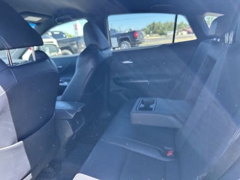 Used 2021 Toyota Venza XLE w/ Softex Package AWD/4WD image 10
