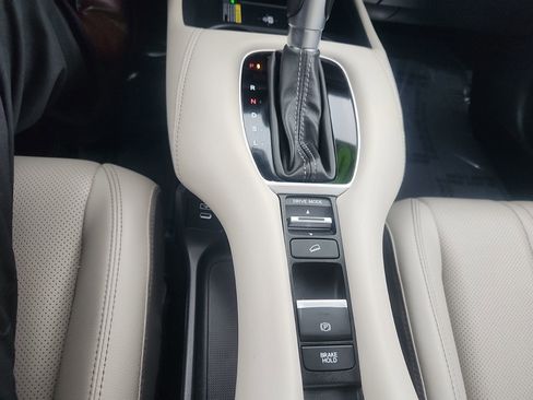 Used 2024 Honda HR-V EX-L image 26