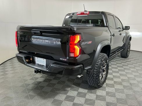 Used 2024 Chevrolet Colorado ZR2 AWD/4WD image 5